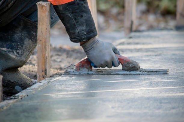 Best Concrete Sidewalk Installation  in Potomac Park, CA